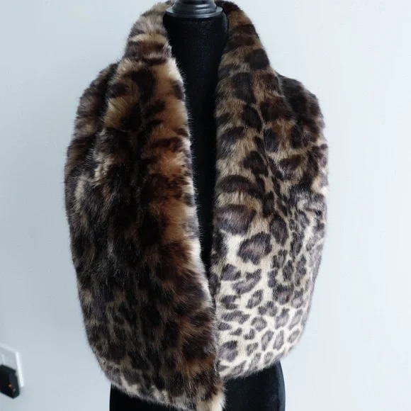 Faux Fur Animal Print Scarf Wrap - Picture 2 of 4